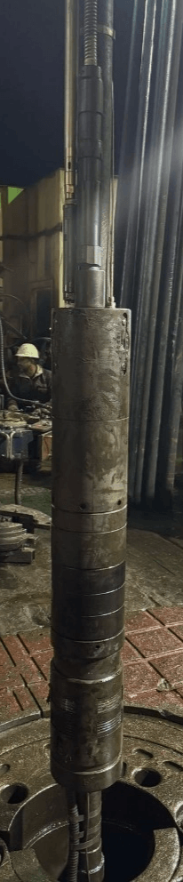 Packer with penetrator