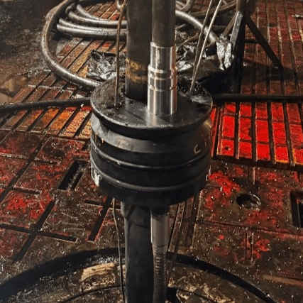 Tubing hanger with penetrator