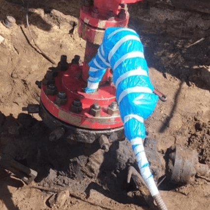 Wellhead with penetrator